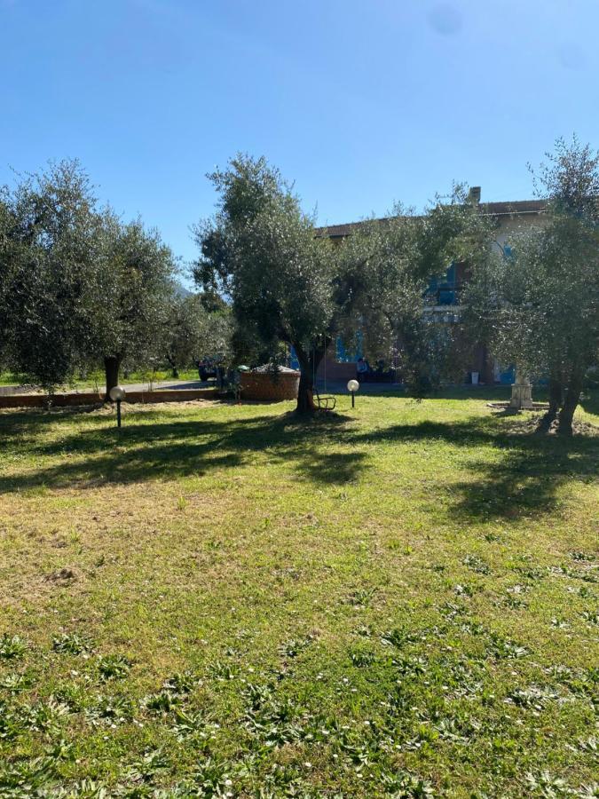 Casa Degli Zii Appartamento Letizia Luni Exteriör bild