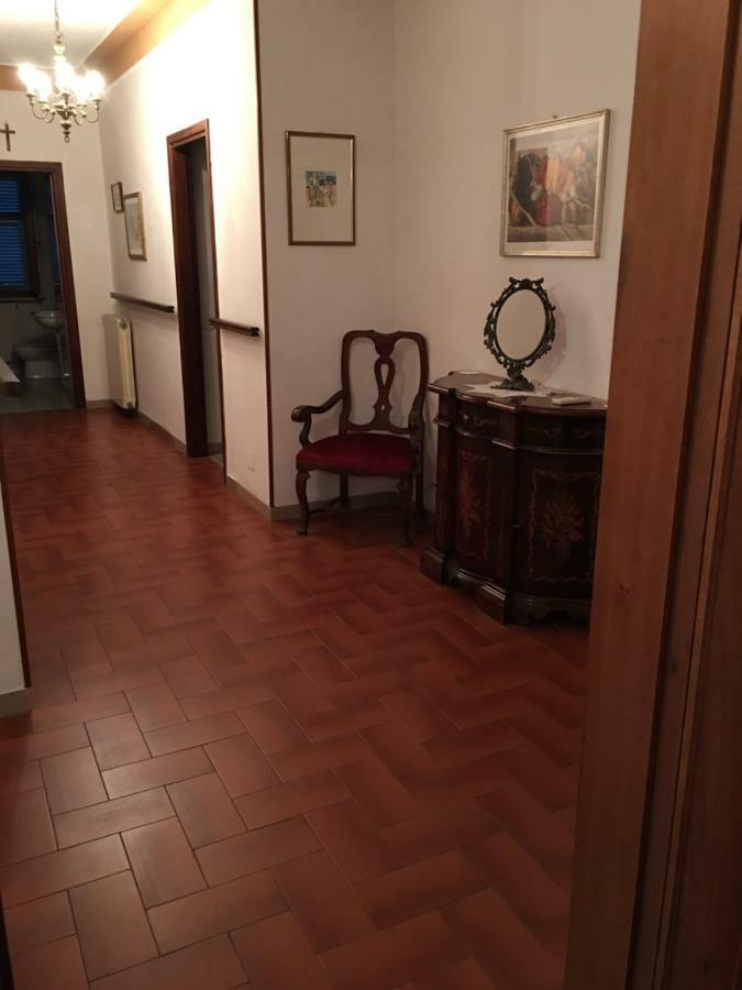 Casa Degli Zii Appartamento Letizia Luni Exteriör bild