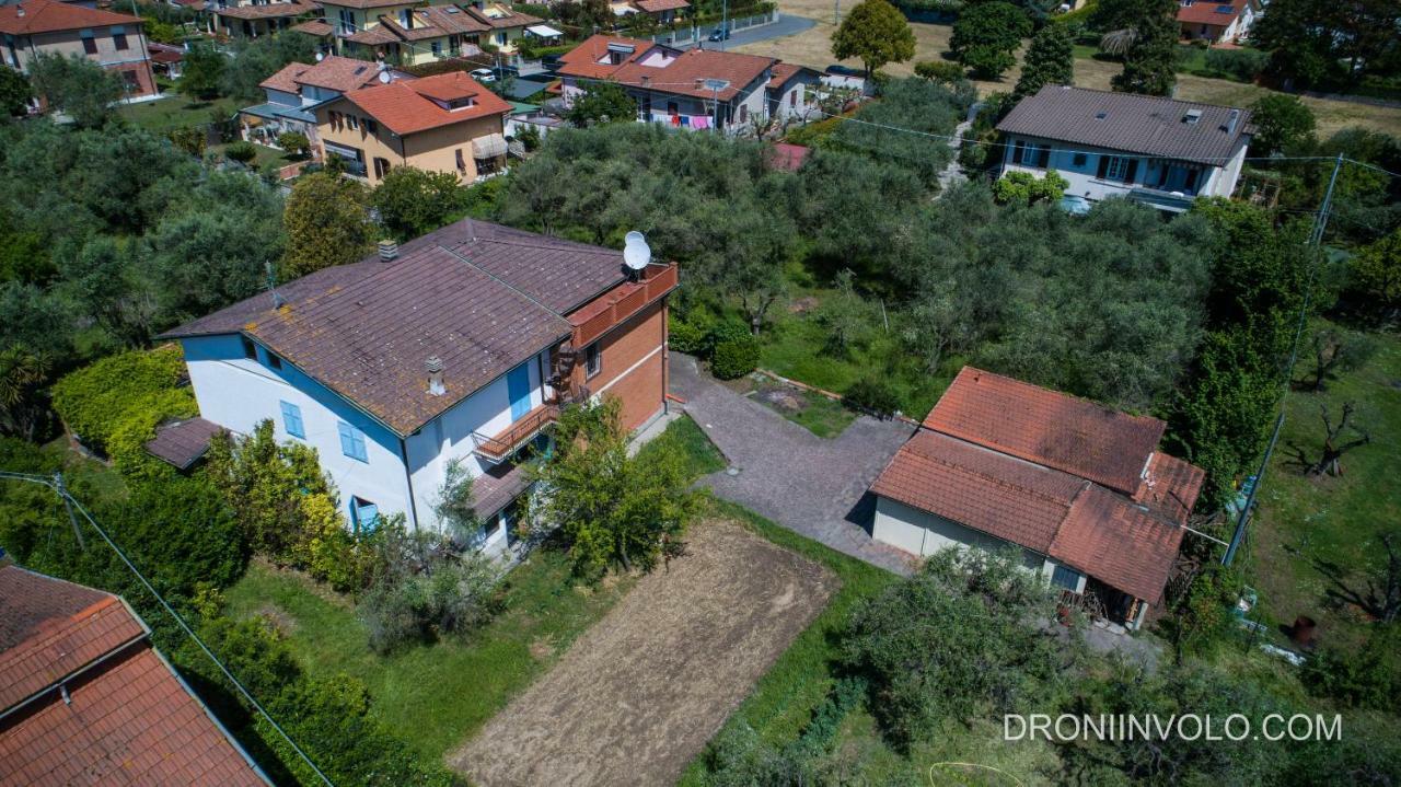 Casa Degli Zii Appartamento Letizia Luni Exteriör bild