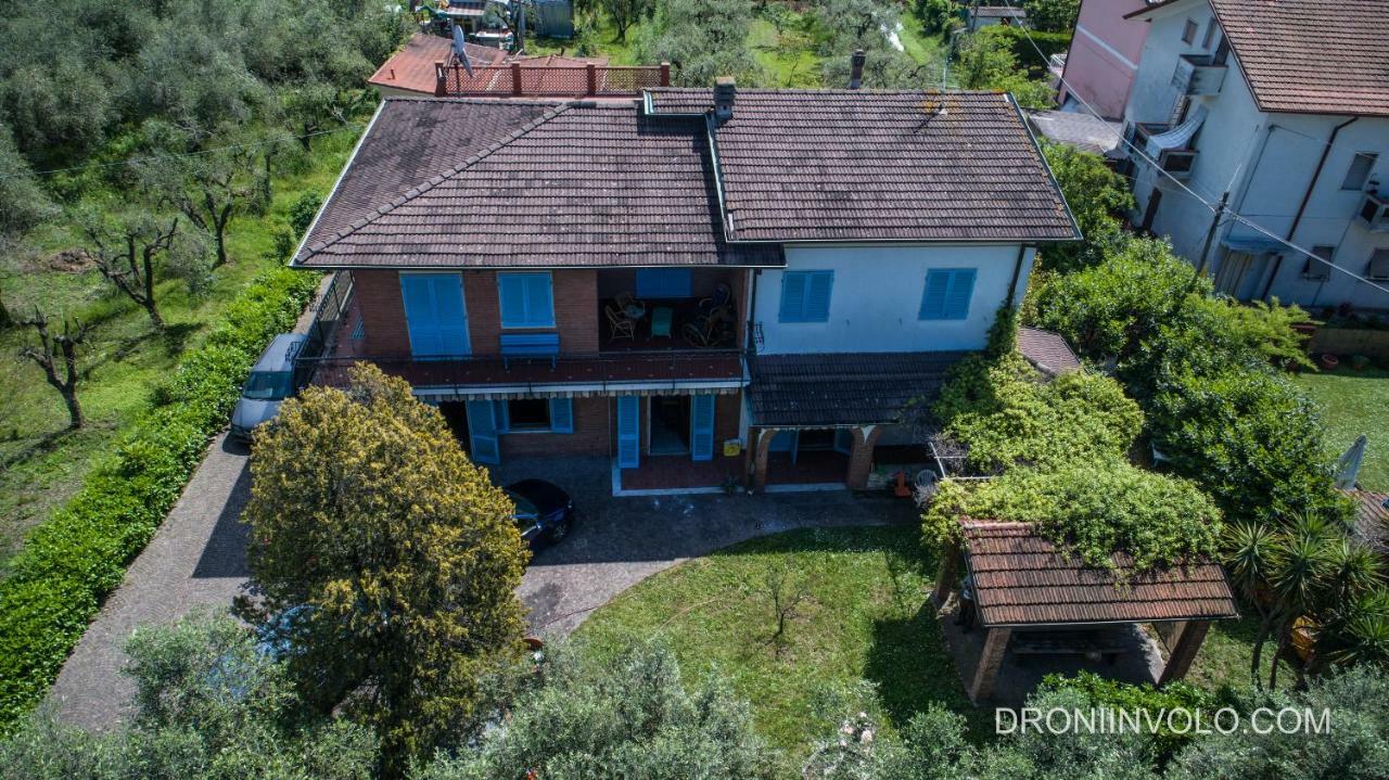 Casa Degli Zii Appartamento Letizia Luni Exteriör bild