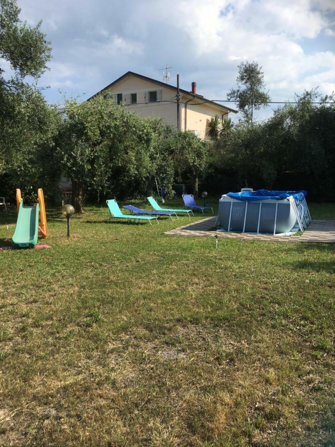 Casa Degli Zii Appartamento Letizia Luni Exteriör bild
